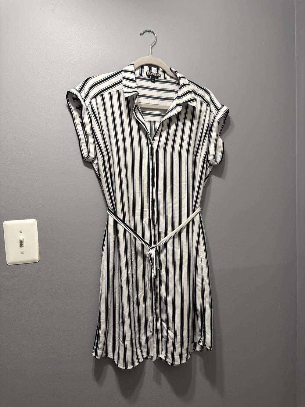 Express Black and White Vertical Striped Tie-Waist Shirt Dress